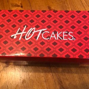Hot cakes sunset slides size 8.5